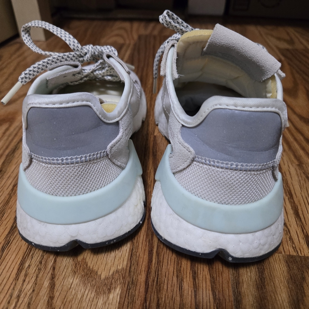 Adidas Nite Joggers (Chalk Mint Color) Womens Size 7.5 - Picture 6 of 8